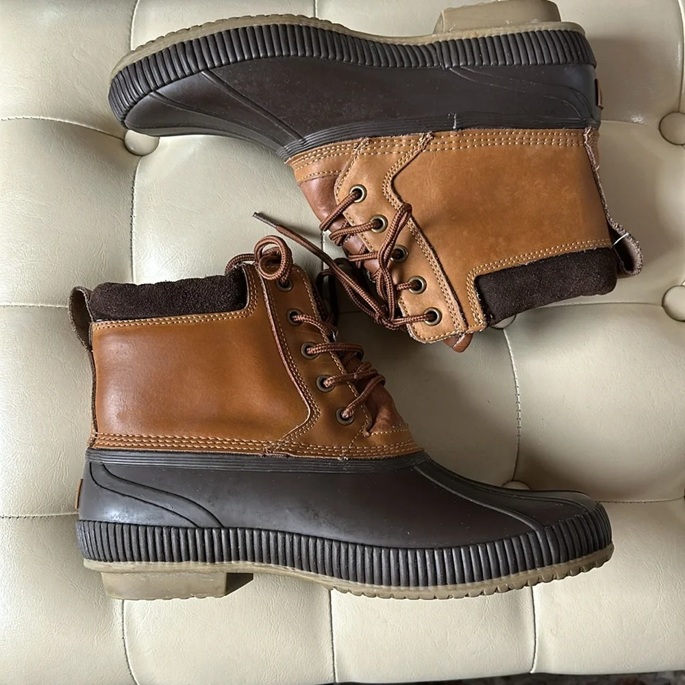 Tommy Hilfiger rain boots, size 10